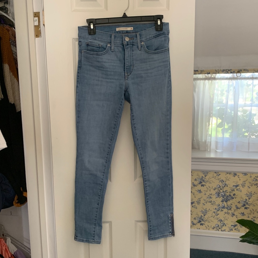 Levi’s 311 skinny jeans